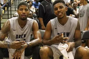 科莫vs萨索洛：尼科-帕斯、阿尔韦托-莫雷诺首发，马蒂奇、贝拉尔迪出战（科莫对阵萨索洛：尼科-帕斯、阿尔韦托-莫雷诺先发，马蒂奇与贝拉尔迪出战）