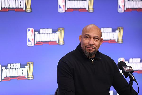 椰子：踢后卫让库普恢复信心；DV9受伤是戴维和奥蓬达的机会（椰子：改踢后卫助库普重拾信心，DV9伤缺为戴维与奥蓬达带来良机）