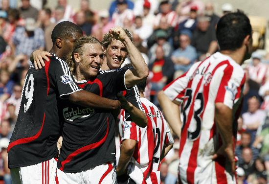 红魔遇克星？曼联近6战纽卡1胜5负，主场迎战誓破魔咒（曼联主场誓破不胜魔咒：近6战纽卡仅1胜5负）