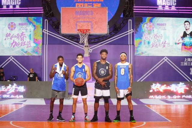 西甲：巴萨客场2-2战平塞维利亚（西甲：巴萨客场与塞维利亚2-2握手言和）