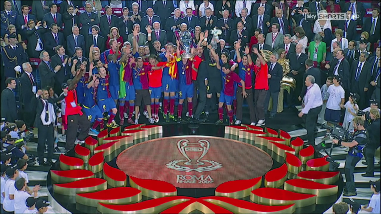 在对阵马竞的比赛中，巴萨球迷打出横幅表达对阿劳霍的支持